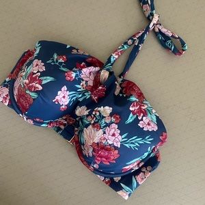SHADE & SHORE 36C blue floral bathing suit top